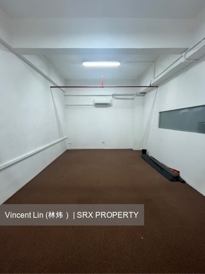 Tong Lee Building (D13), Factory #634603561